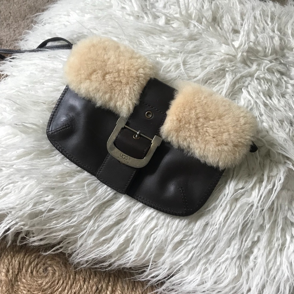 Vintage UGG AUSTRALIA Genuine Leather Wristlet